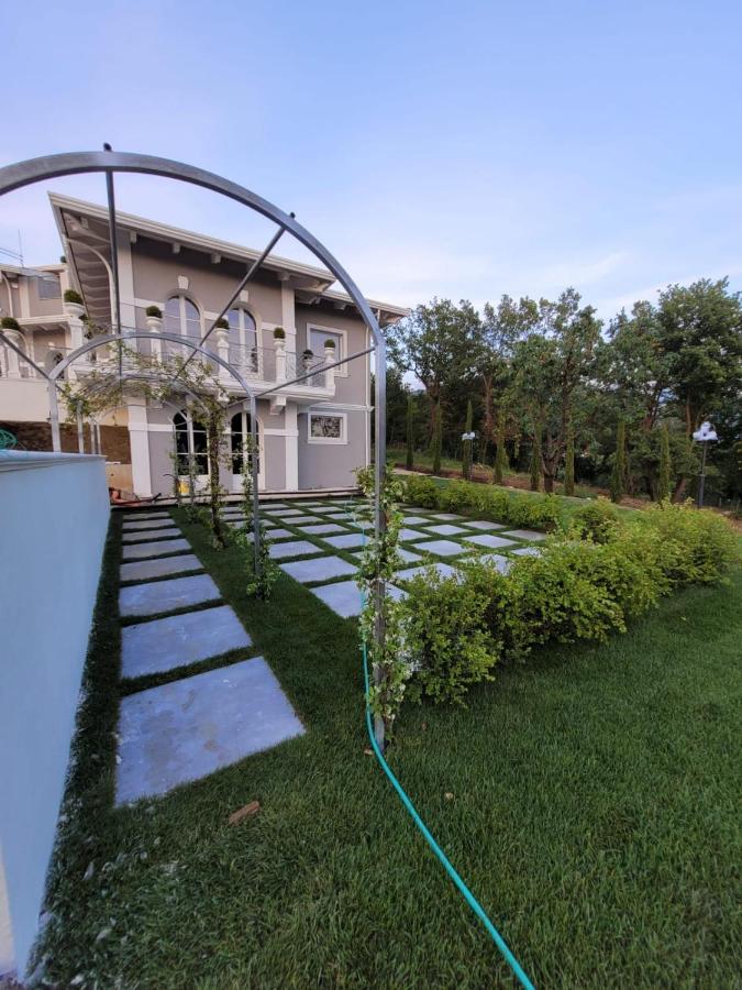 Tenuta Santo Stefano Azienda Agrituristica Santo Stefano del Sole Ngoại thất bức ảnh
