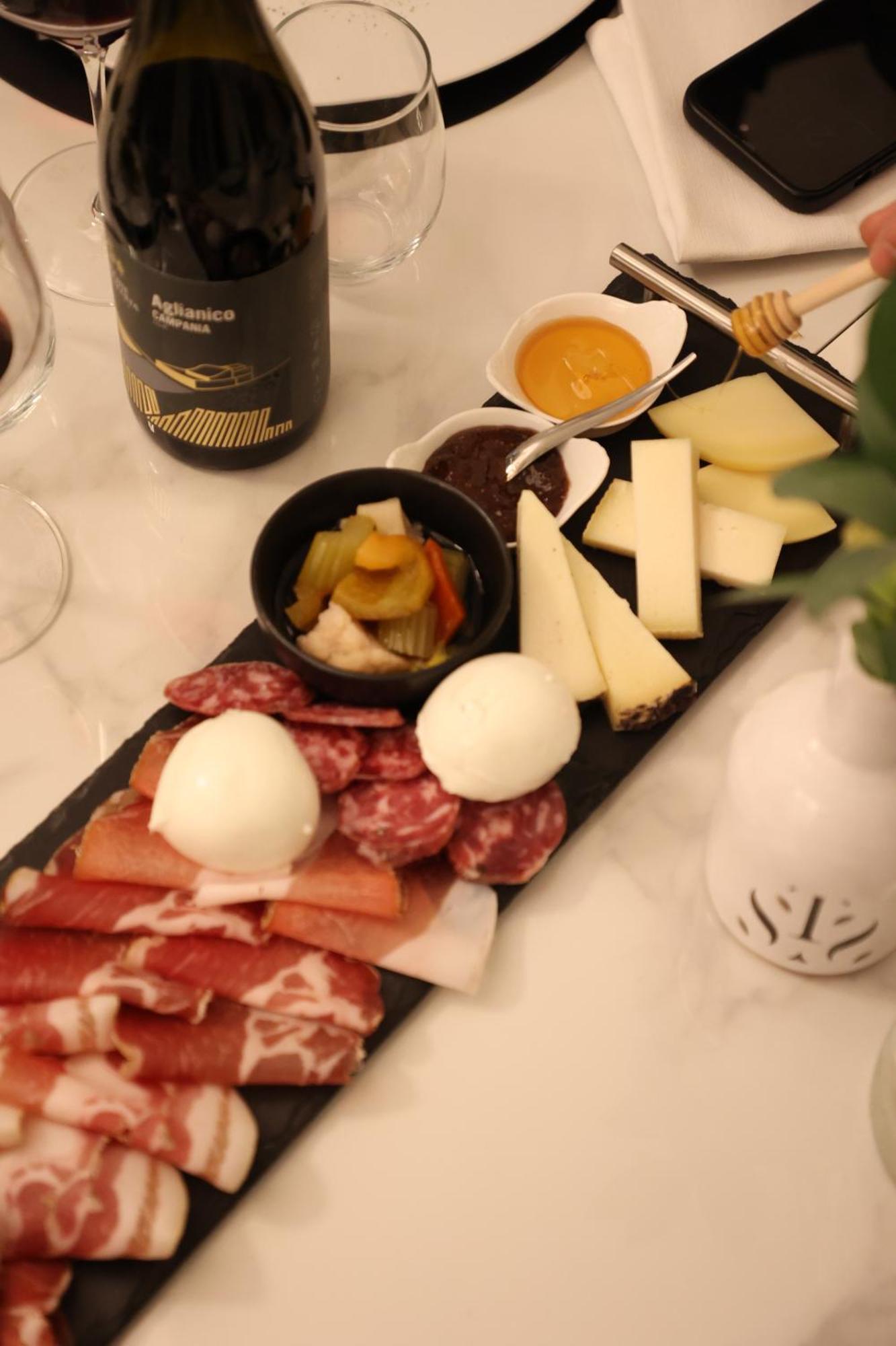 Tenuta Santo Stefano Azienda Agrituristica Santo Stefano del Sole Ngoại thất bức ảnh